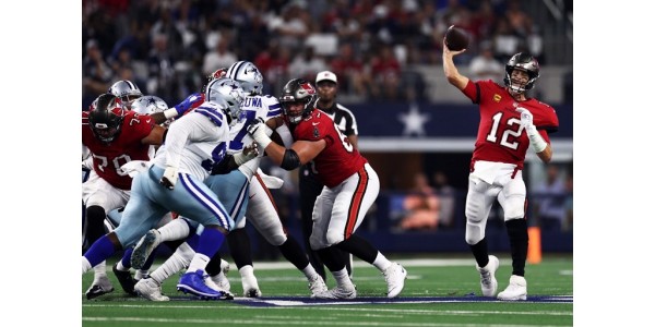 Dallas Cowboys tai Arizona Cardinals eivät kuuntele faneja
